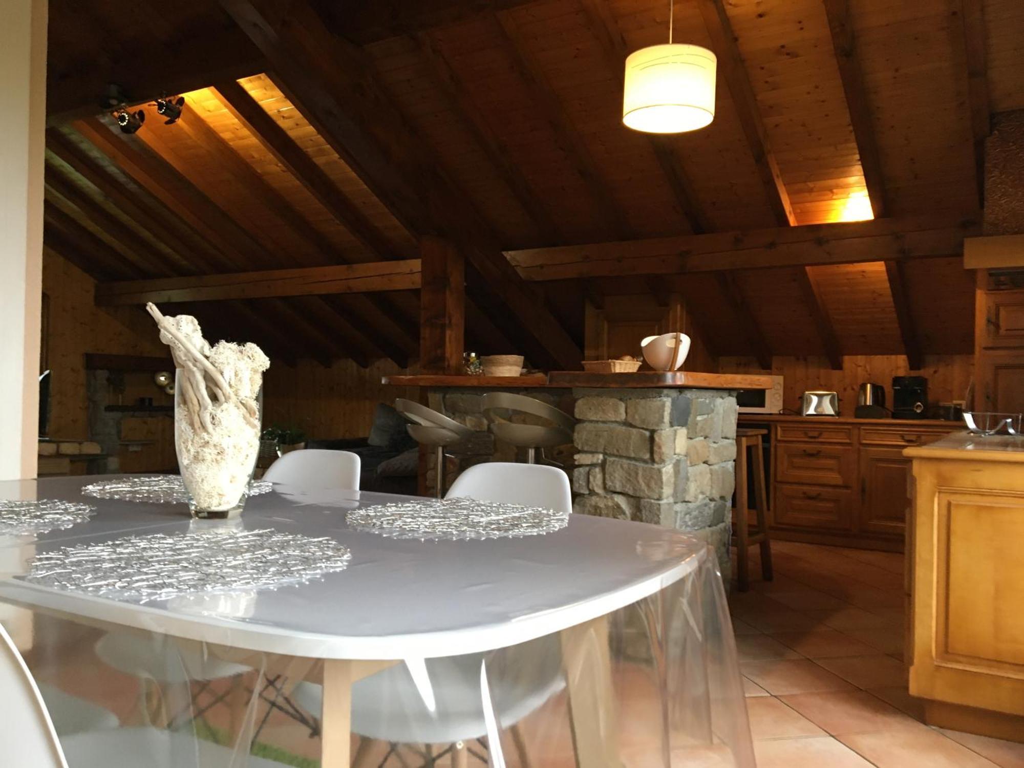 Comme A La Maison Apartment *